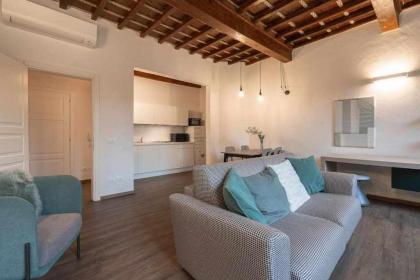 Elegant Green Apartment In San Gallo Firenze - image 1