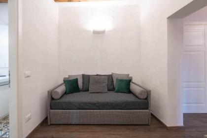 Elegant Green Apartment In San Gallo Firenze - image 18