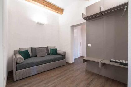 Elegant Green Apartment In San Gallo Firenze - image 19