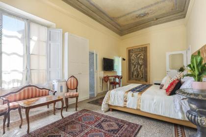 LULLABY suite near Palazzo Vecchio and Piazza Signoria -hosted by Sweetstay - image 11