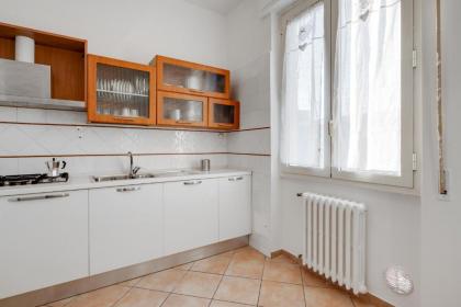 Lulli Cozy Apartment with Balcony - image 15