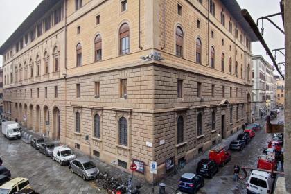 Porta Rossa Apartments near Ponte Vecchio - image 10