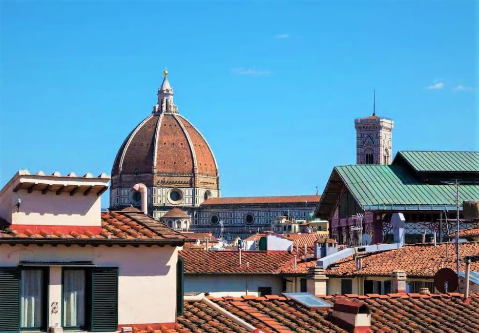 Attic Central with a superb city view - image 4