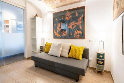 Oltrarno Bright Apartment con Patio Privato - image 7