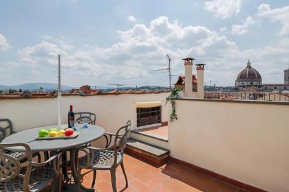 San Marco Apartment with Panoramic View - image 2