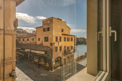 Apartments Florence -Ponte Vecchio View - image 13