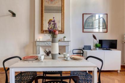 Mamo Florence - New Servi Apartment - image 17