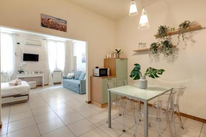 Mamo Florence - Charlize Apartment - image 15