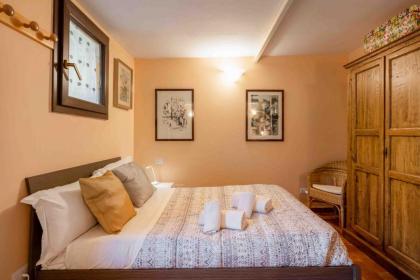 San Frediano Cozy Studio with Private Patio - image 6