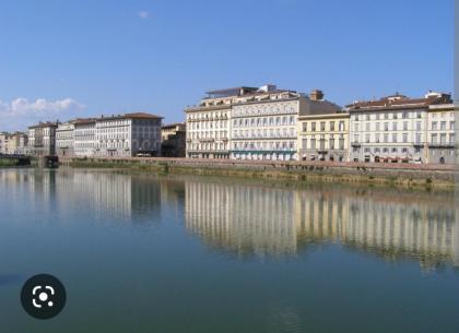 Florentine style apartment in San Frediano - image 20