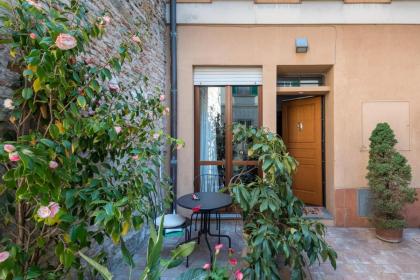 ART GALLERY Apartment in Florence - hosted by Sweetstay - image 19