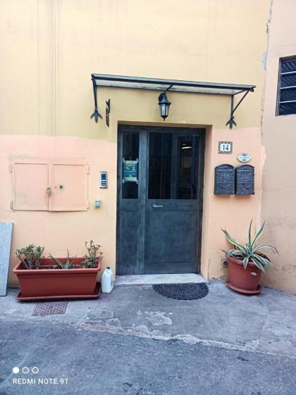 2 bedrooms appartement with wifi at Firenze - image 2