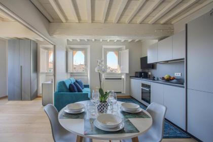 Luxury Suite in Florence - hosted by Sweetstay - image 18