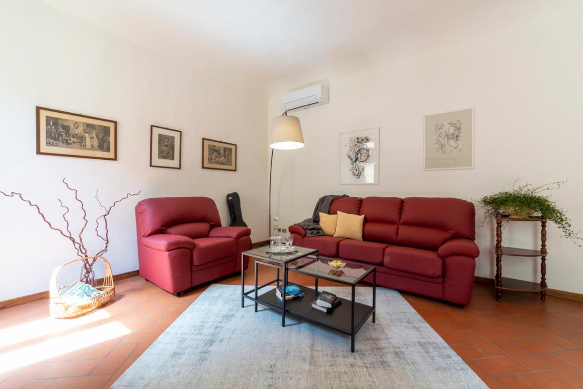 2 bedrooms Tuscany-style apartment in Santa Croce - main image