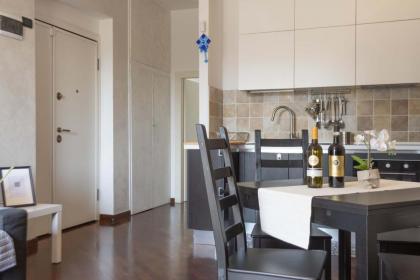 Italian Experience-Novoli Suite Apartment - image 12