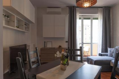 Italian Experience-Novoli Suite Apartment - image 15