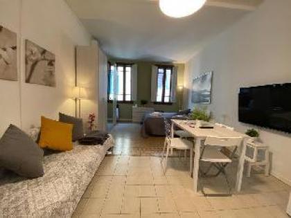 Terrazza Suite Apartment In Florence - image 9