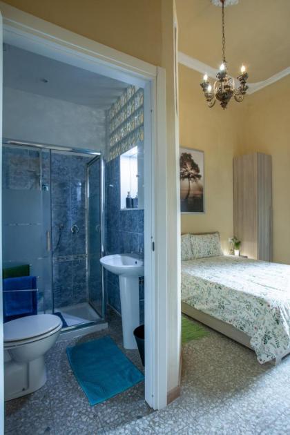 Florence Urban Nest ~ Guesthouse - image 10