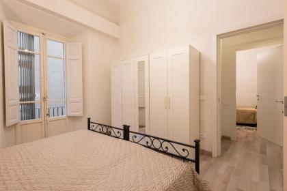 Apartments Florence-4 bedroom in Pellicceria (sx) - image 6