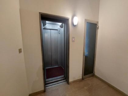 Castiglione Apartment near the center - image 13