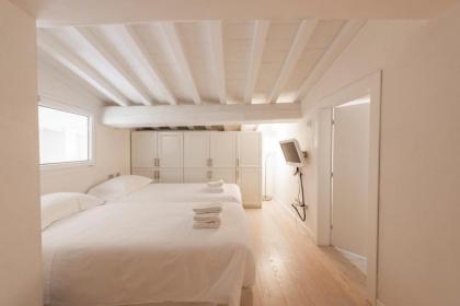 Le Grazie Luxury Apartment - image 13