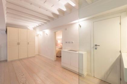 Le Grazie Luxury Apartment - image 18