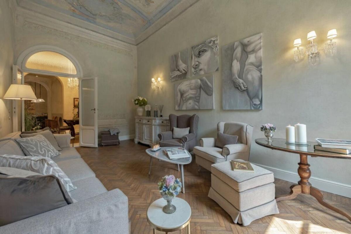 Pitti Terrace Luxury Apartment - image 4