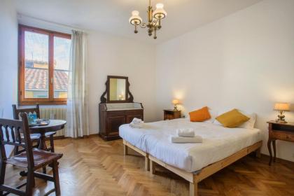 Florence Apartment-Hosted by Sweetstay - image 3