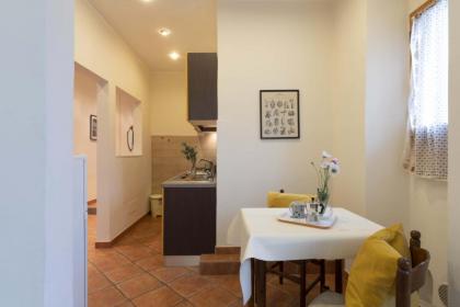 Italian Experience-Vintage Apartment in Florence - image 15