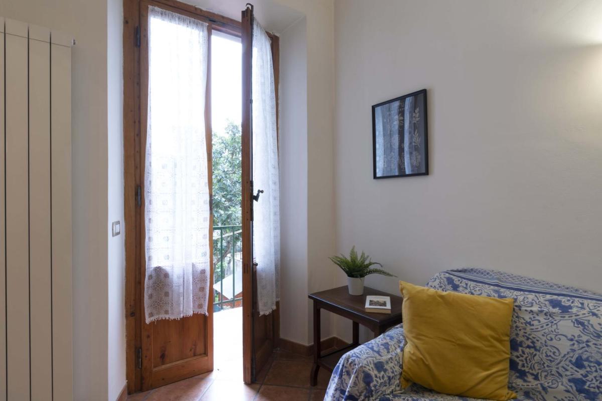 Italian Experience-Vintage Apartment in Florence - image 3