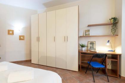 Italian Experience-Vintage Apartment in Florence - image 9