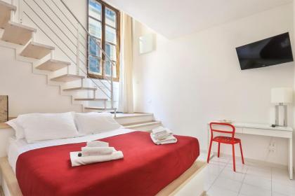 Red Loft near Duomo-Hosted by Sweetstay - image 6