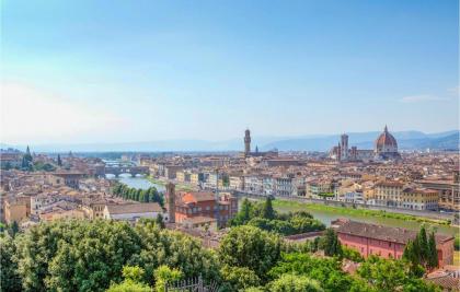 Beautiful Apartment In Firenze With Wifi And 1 Bedrooms - image 17