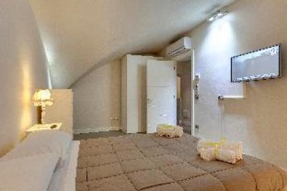 Exceptional and comfortable for 7 people in the center of Florence - image 8