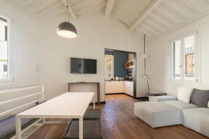 Sole Apartment - image 9