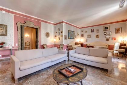 Mamo Florence - Fiorenza Historical Apartment - image 1