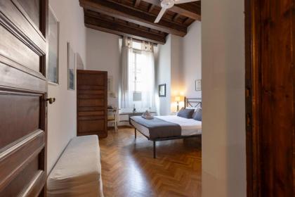 Palazzo Stiozzi-Ridolfi Luxury Apartment - image 3