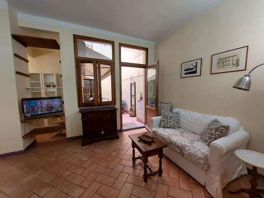 Laura Apartment in the heart of Florence - image 3