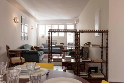 Pitti Deluxe Apartment - image 6