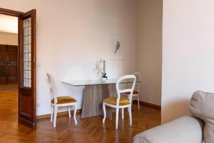 Ponte Vecchio Deluxe Apartament - image 11