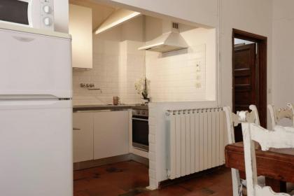 Ponte Vecchio Deluxe Apartament - image 12