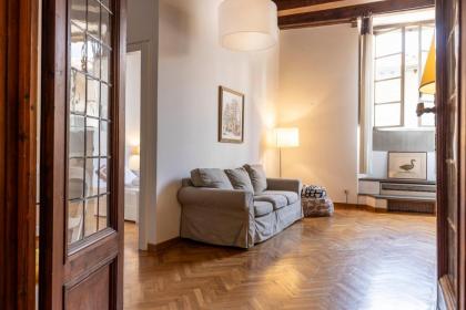 Ponte Vecchio Deluxe Apartament - image 18