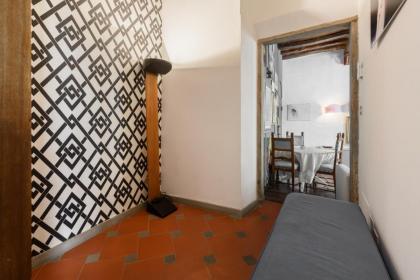 Borgo Art Apartment - image 12