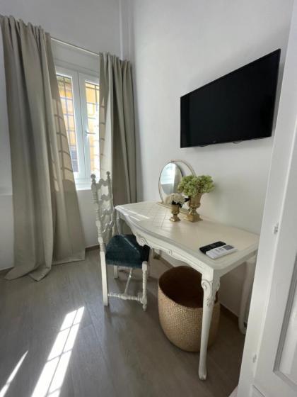 Apartment Florence - image 11