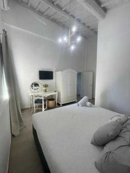 Apartment Florence - image 12