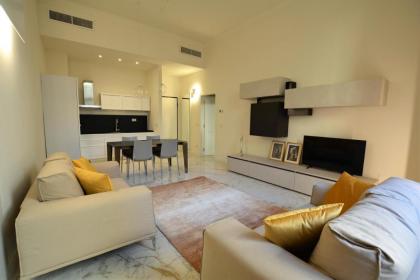 Servi Luxury apartment - image 10