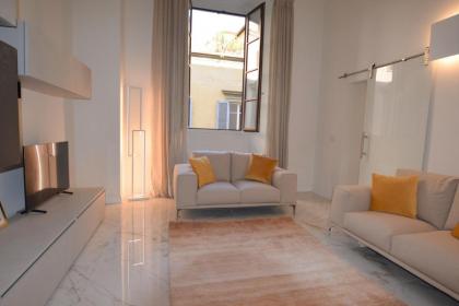 Servi Luxury apartment - image 15