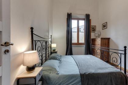 Eclectic Apartment in Santa Croce - image 17