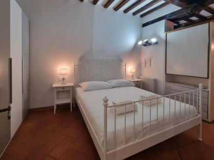 Borgo Allegri Apartment - image 12