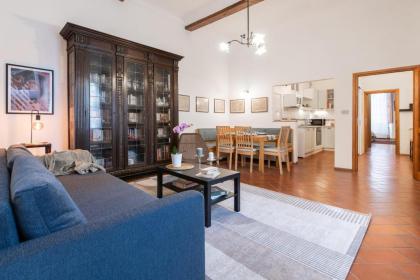 Spacious family flat S. Spirito 8 sleeps - image 9